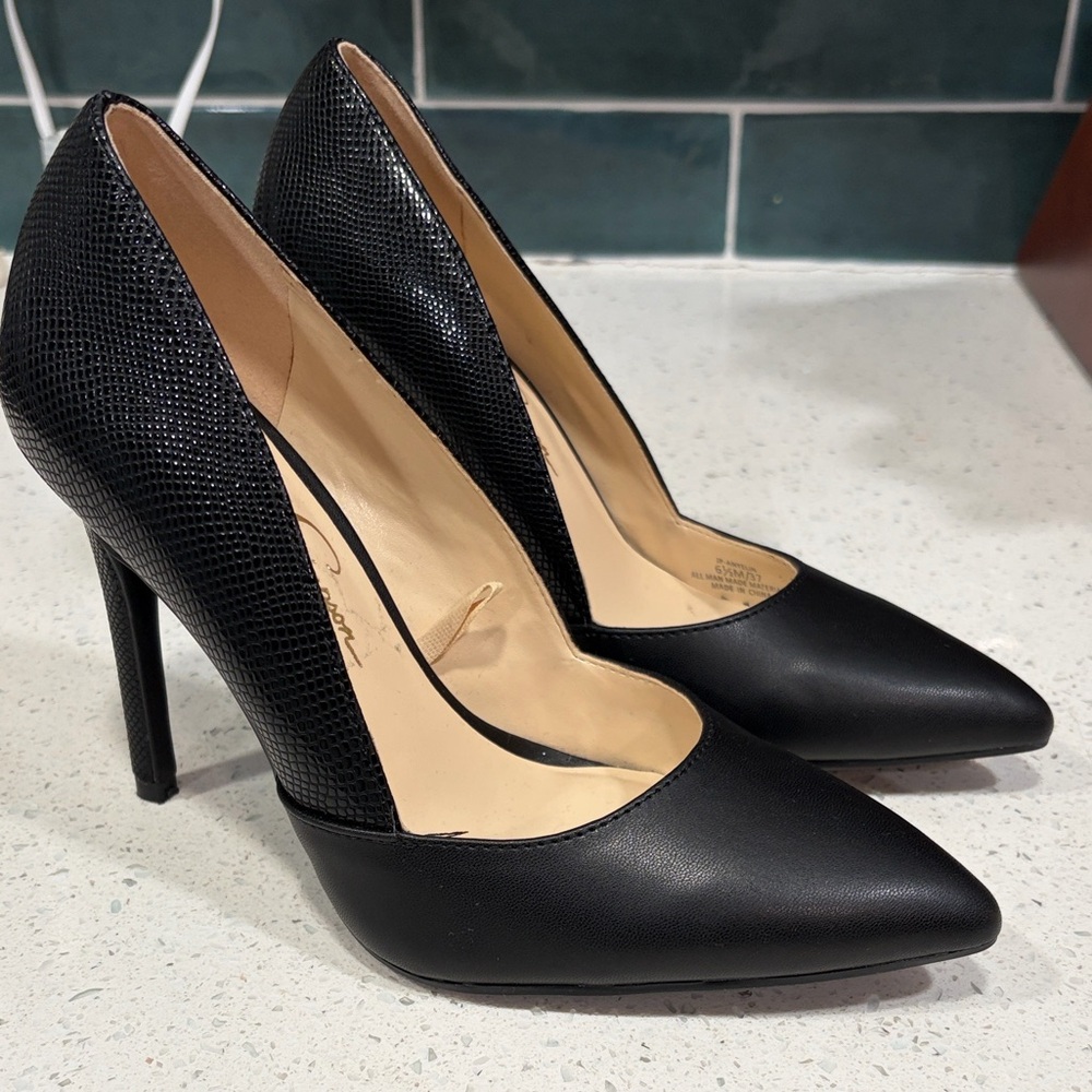 Jessica Simpson Anyelin Black Textured Heels size 6.5